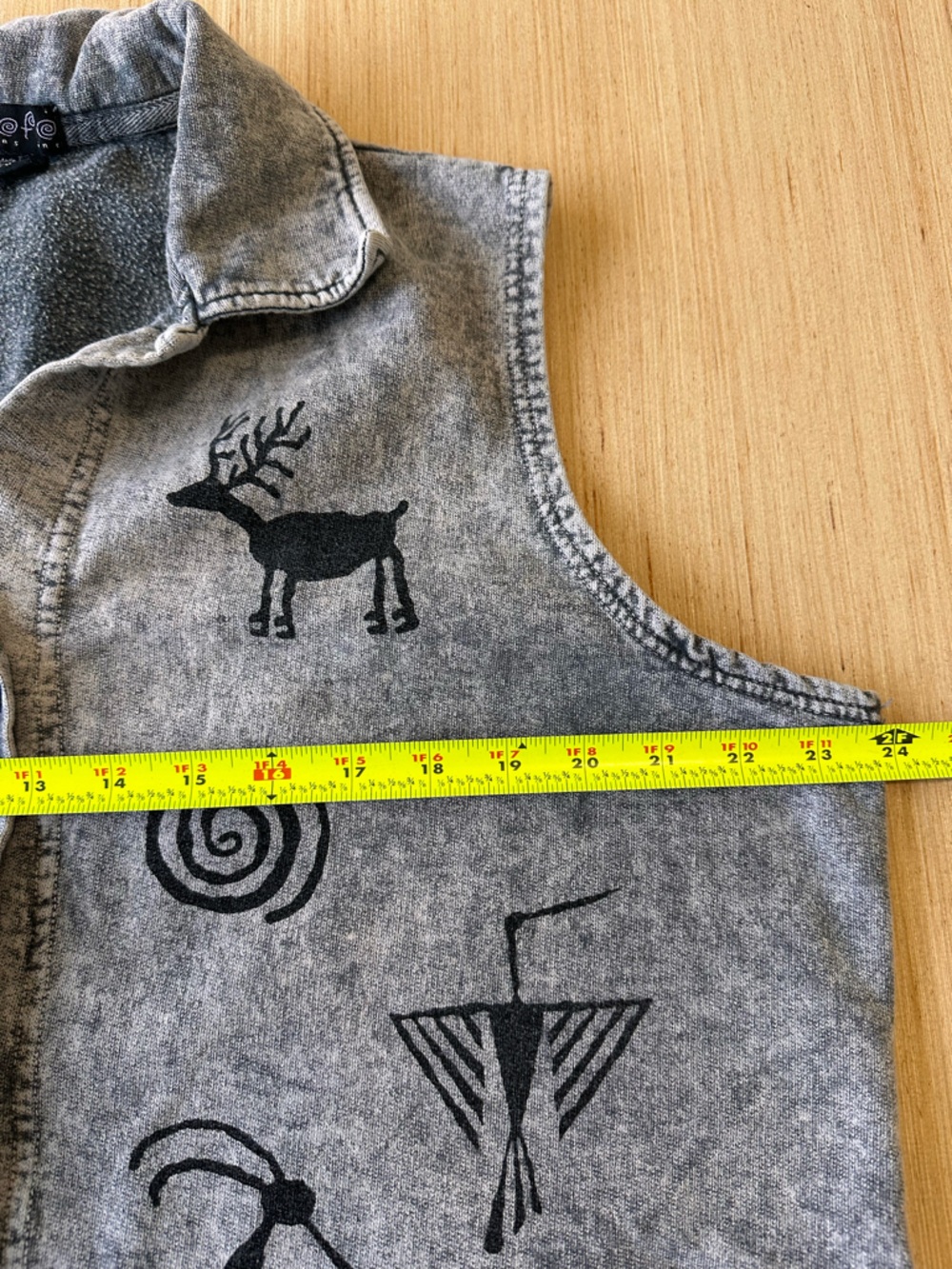 Bfofo Women's VTG Designs Southwestern Stonewashed
Gray Tribal Aztec Art Vest - Picture 3 of 6